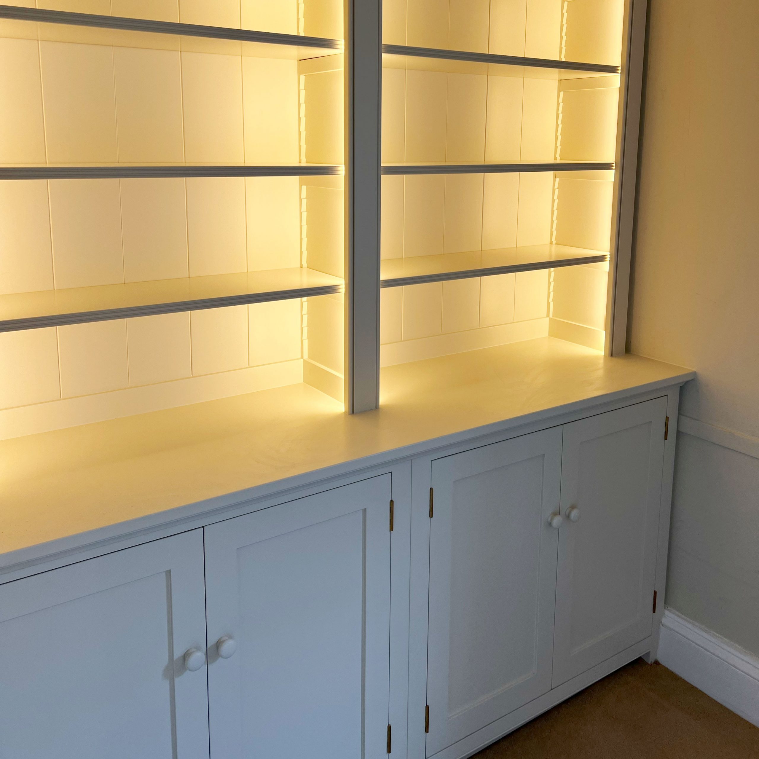 alcove bookcase